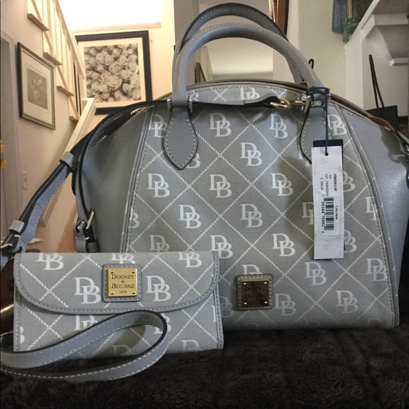Dooney & Bourke SydneyGray monogrammed quilted